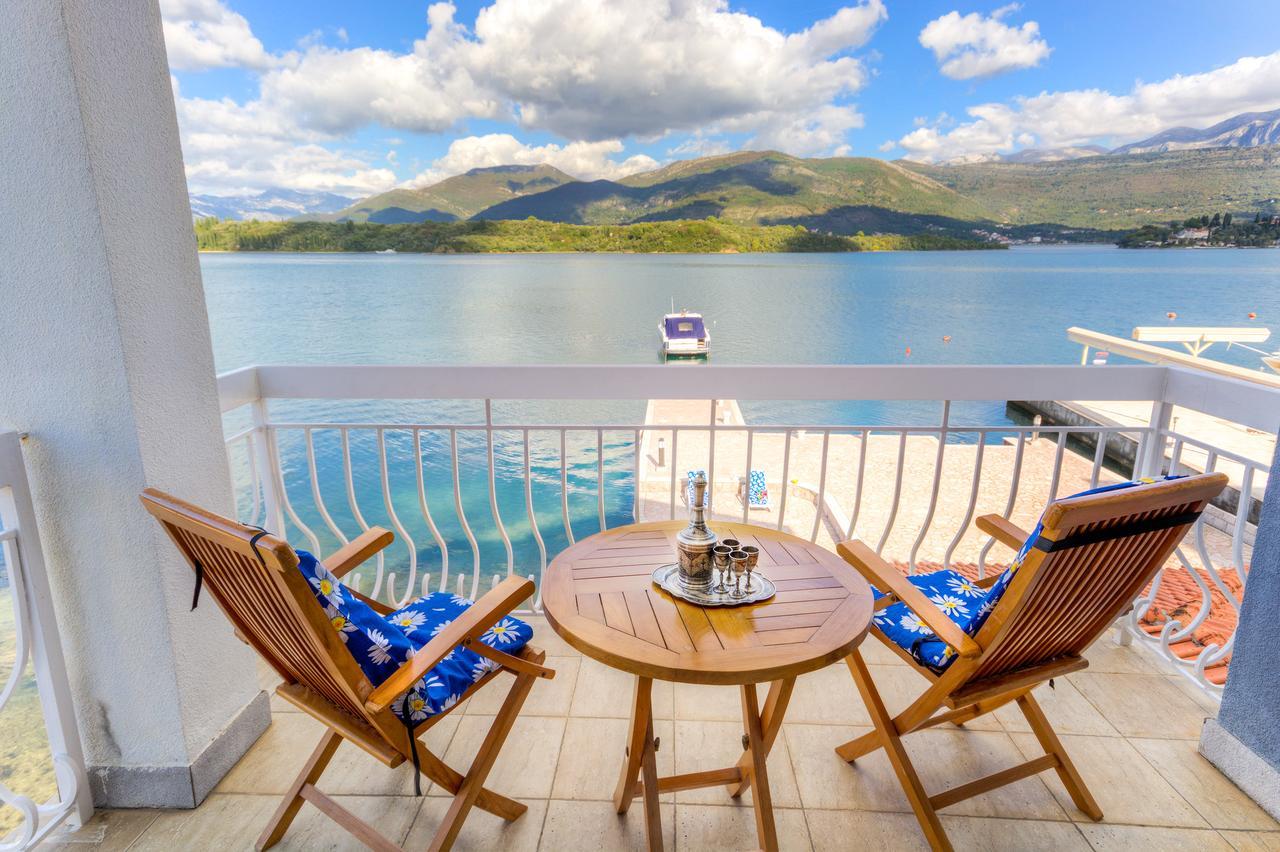 Apart-Hotel Villa Lav Nova Pec ภายนอก รูปภาพ