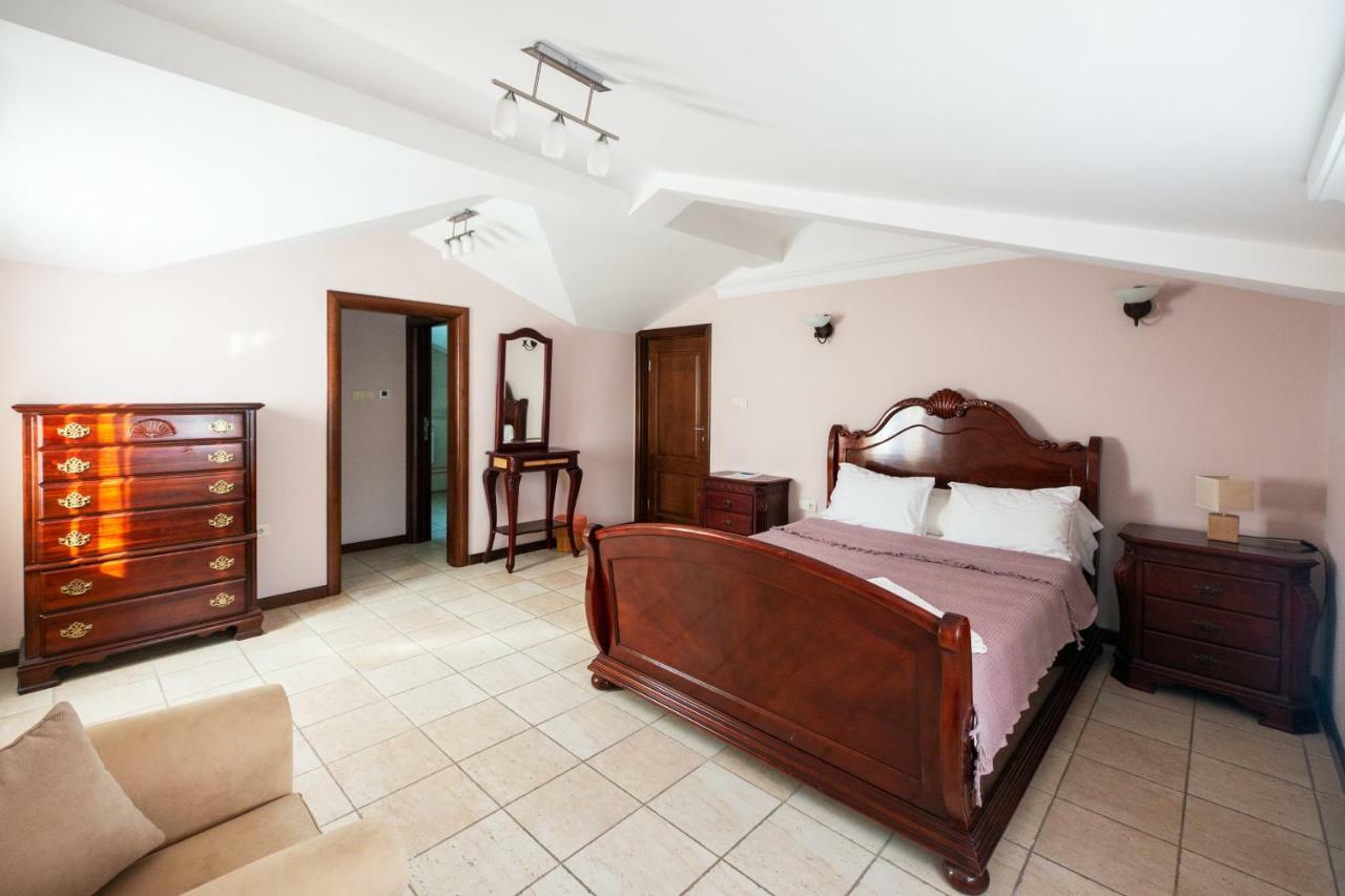Apart-Hotel Villa Lav Nova Pec ภายนอก รูปภาพ